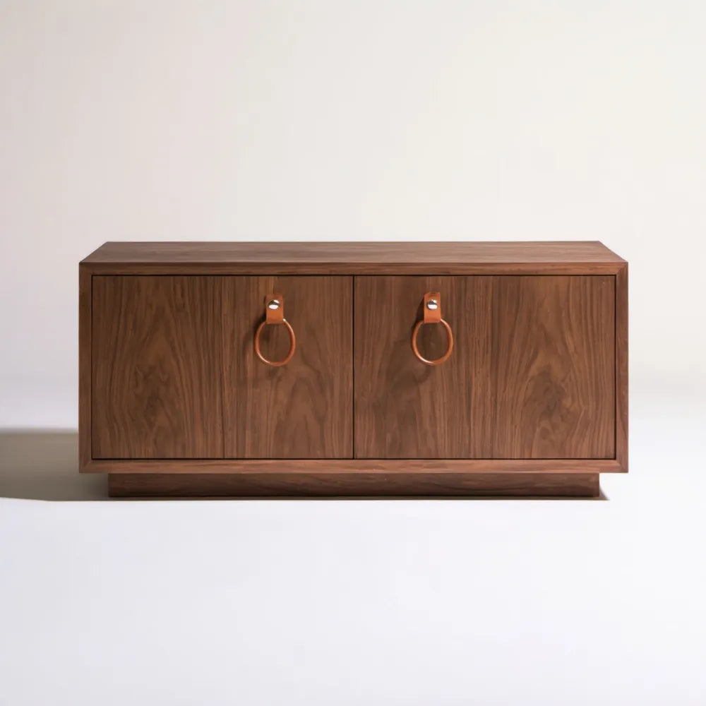 Brązowa szafka RTV z MDF fornirowanego orzechem, 120 x 40 x 60 cm